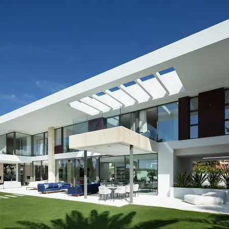Azure Soul Hideaway Вілла Марбелья